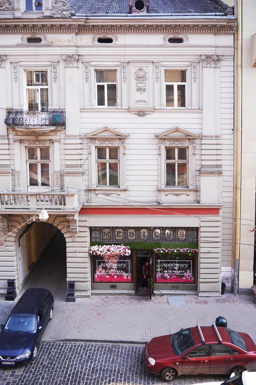 Apartment On Svobody Avenue リヴィウ エクステリア 写真